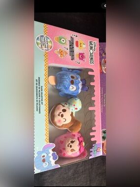 Disney Munchlings scented plush set with a mystery plush